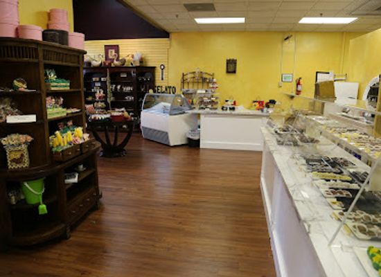iowa/davenport/shop/chocolate-manor