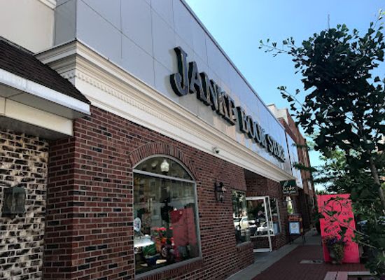 wisconsin/wausau/shop/third-street-lifestyle-center