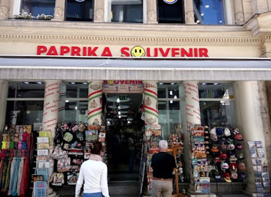 hungary/central-hungary/shop/paprika-souvenir
