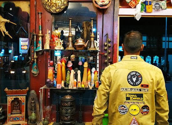 bhutan/paro/shop/bhutan-made-general-store