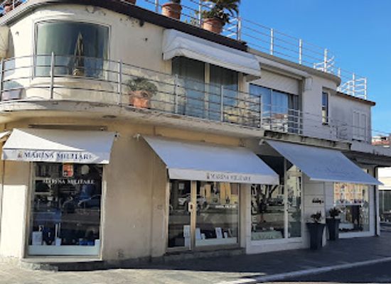 italy/versilia/shop/marina-militare-sportswear-viareggio