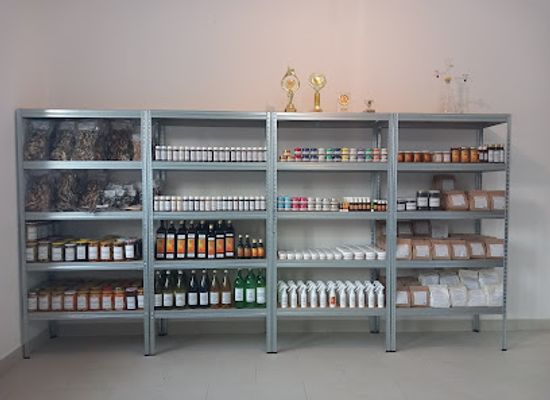 montenegro/lakes-of-plav/shop/apoteka-ljekovitog-bilja-adem-jasavic-plav