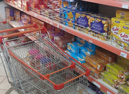 kenya/marsabit-national-park/shop/alfaris-supermarket