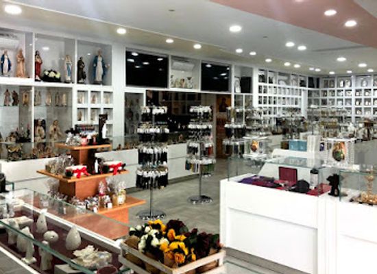 lebanon/north-lebanon/shop/souvenirs-of-our-lady-of-lebanon-harissa