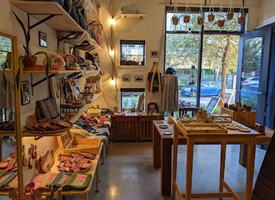 texas/austin/downtown-austin/shop/small-world-goods