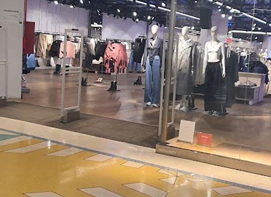 portugal/cascais/shop/bershka