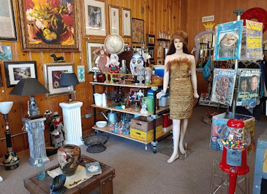 ohio/firelands/shop/quirky-trinkets