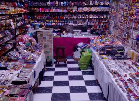 morocco/agadir-region/shop/shop-souvenir