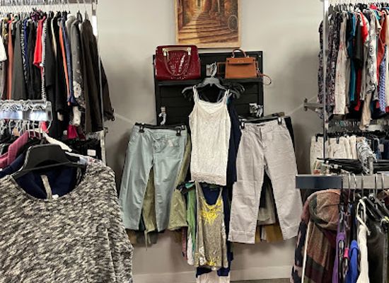 canada/winnipeg/osborne-village/shop/the-overflow