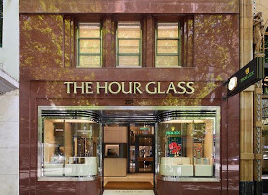 australia/the-kimberley/shop/the-hour-glass-melbourne-i-official-rolex-and-patek-philippe-retailer
