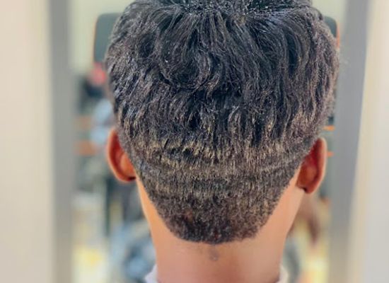 benin/ganvie-village/shop/fadil-barbershop