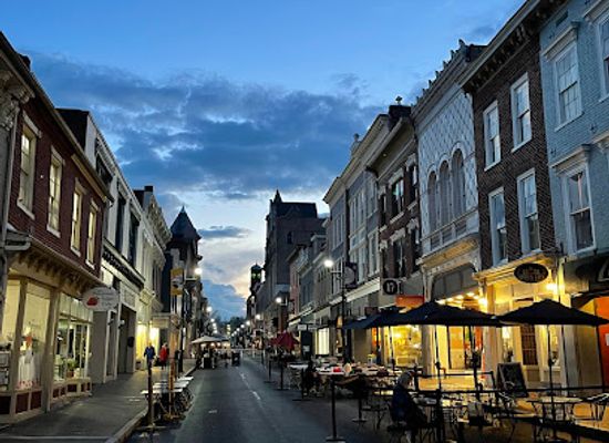 virginia/staunton/shop/staunton-books-tea