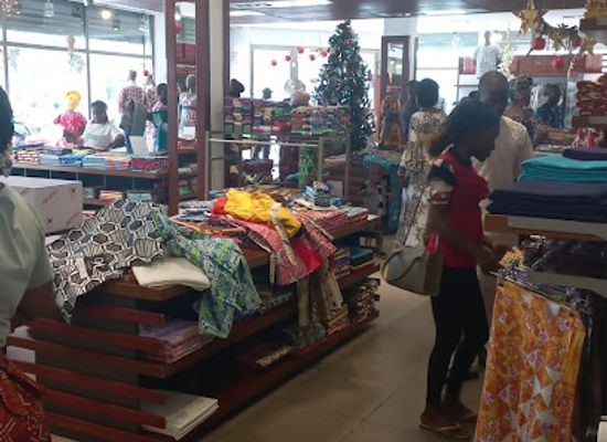 benin/cotonou/ganvie/shop/woodin