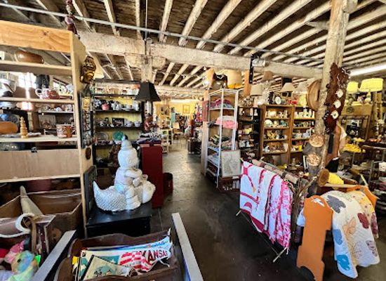 arizona/huachuca-mountains/shop/miners-merchants-antique-center