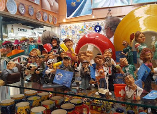 cyprus/paphos/shop/y-m-stoa-souvenir-shop