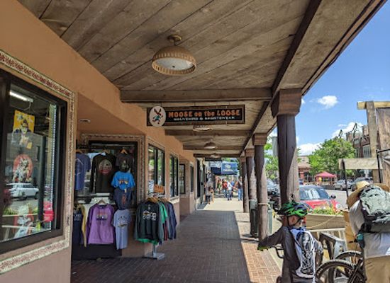 colorado/durango/shop/moose-on-the-loose-souvenirs-and-sportswear