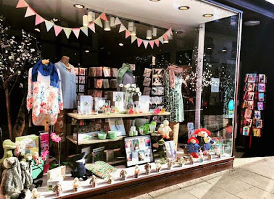 united-kingdom/windsor/shop/huttons