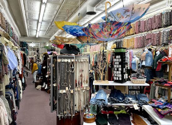 indiana/west-lafayette/shop/von-s-cards-beads
