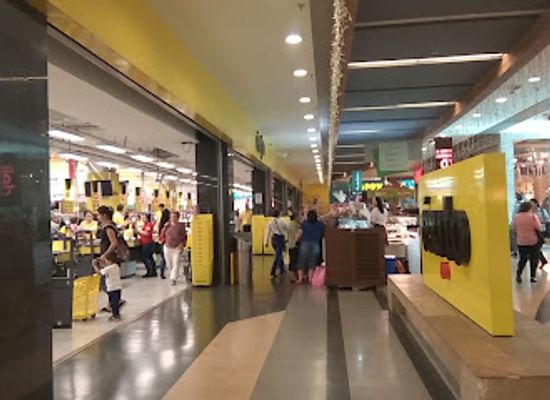colombia/medellin/laureles/shop/exito-laureles