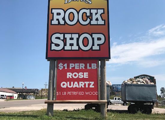 south-dakota/great-plains/shop/dave-s-rock-shop