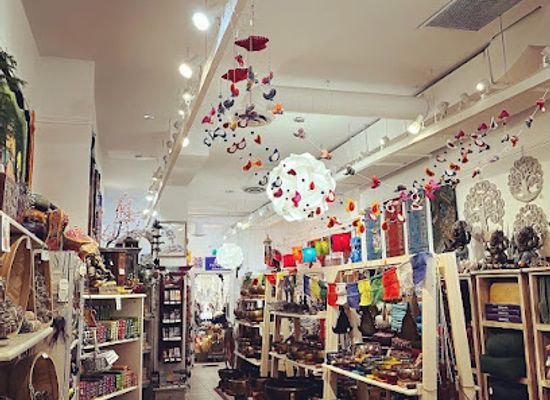 canada/ottawa/glebe/shop/the-garden-of-light