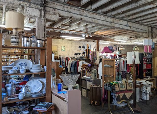 arizona/bisbee/shop/acacia-collectibles