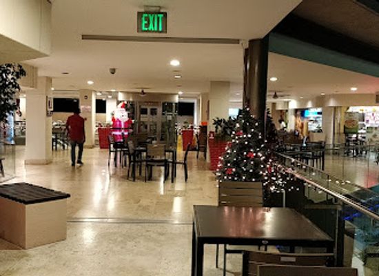 barbados/silver-sands/shop/lanterns-mall
