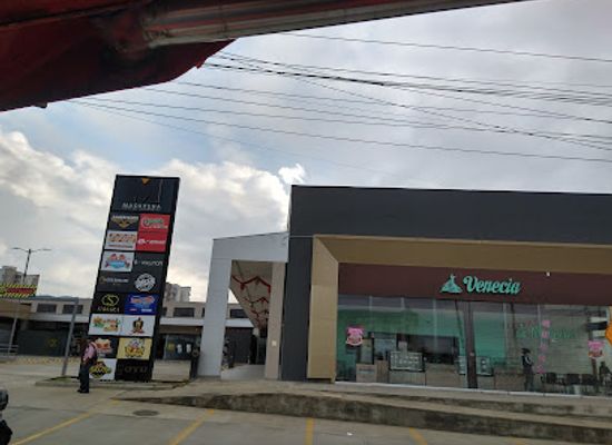 colombia/macarena-range/shop/macarena-centro-comercial