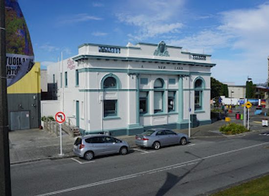 new-zealand/greymouth/shop/left-bank-art-gallery