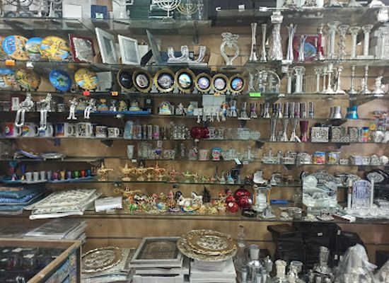 israel/tel-aviv/carmel-market/shop/rahimi-gift-shop