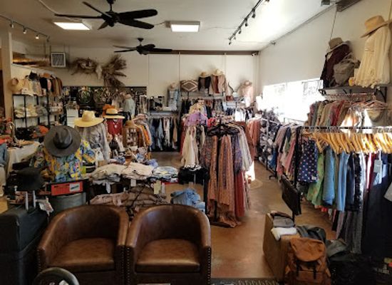 california/santa-barbara/shop/dylan-star-boutique