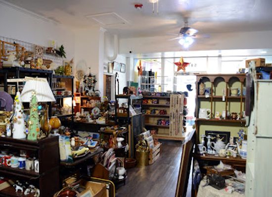 wisconsin/kenosha/shop/vintage-underground-sales-and-consignment