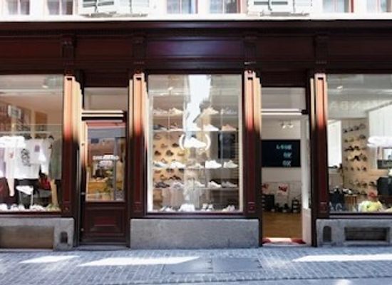 switzerland/zurich/shop/sn-zurich-l-sneaker-store