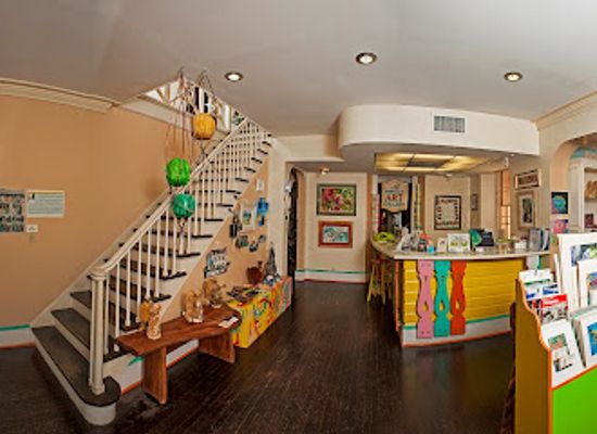 the-bahamas/ragged-island/shop/doongalik-studios-art-gallery