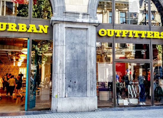 belgium/antwerp/eilandje/shop/urban-outfitters