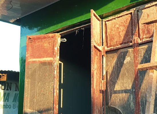 malawi/nyika-plateau/shop/mr-p-store