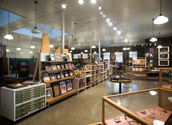michigan/detroit/shop/post