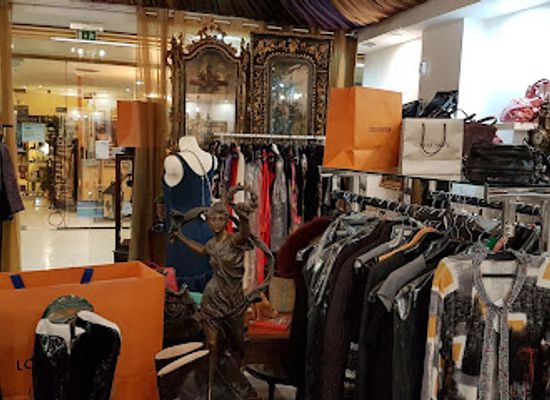portugal/porto/shop/lux-happy-shopping