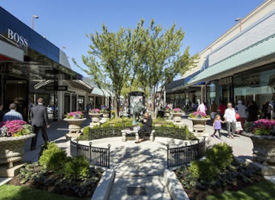 illinois/northwestern-illinois/shop/westfield-old-orchard