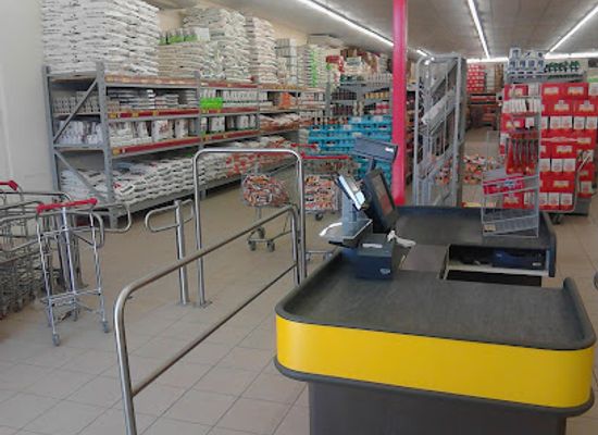 lesotho/teyateyaneng/shop/usave-ty
