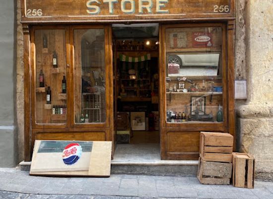 malta/valletta/shop/il-gimgha-antiques-collectibles