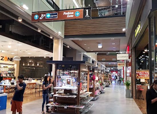 thailand/samut-prakan/shop/market-village-suvarnabhumi