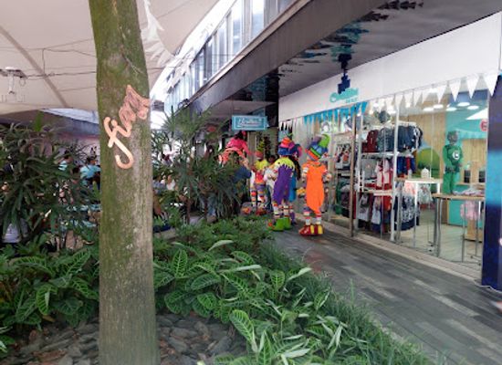 colombia/amazonas-department/shop/world-fashion-center