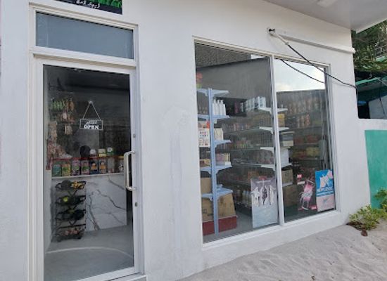 maldives/gulhi-island/shop/fehivina-mart