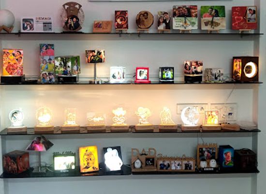 india/gujarat/shop/zoci-voci-gifts-personalized-gifts-for-anniversary-birthday-weddings-home-name-plates-telepathy-long-distance-lamp