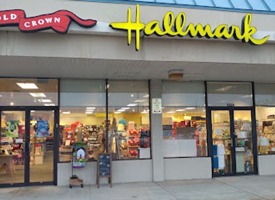 virginia/hampton-roads/shop/banner-s-hallmark-shop