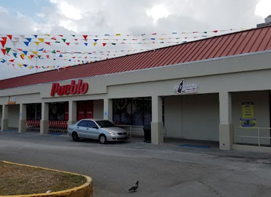 puerto-rico/fajardo/shop/monte-brisas-shopping-center