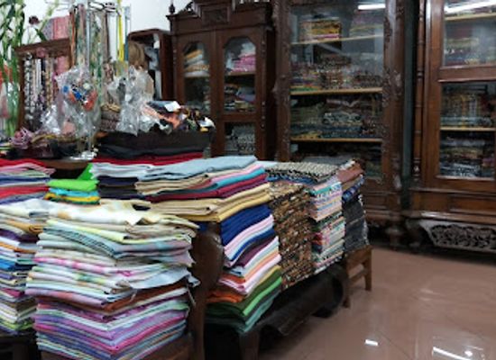 indonesia/bandung/shop/rumah-batik-komar-jl-sumbawa-22-bandung