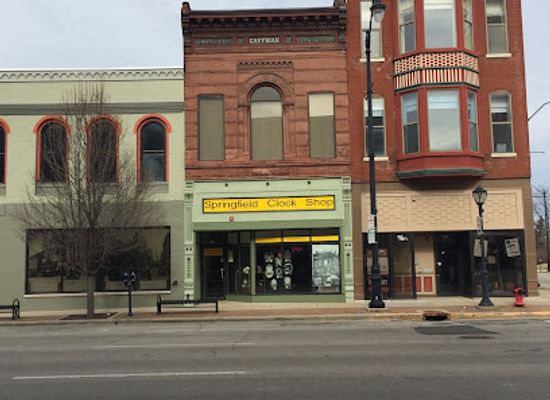 illinois/corn-belt/shop/springfield-clock-shop