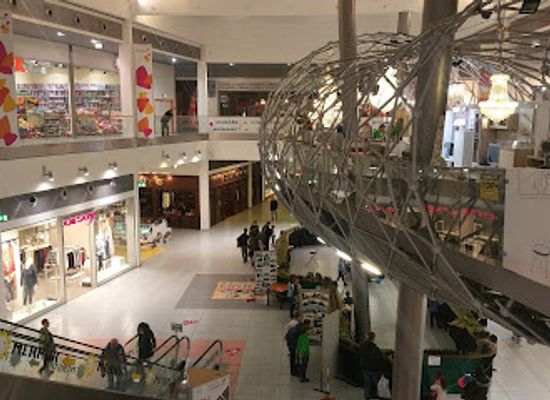 slovakia/nitra-region/shop/laugaricio-shopping-center